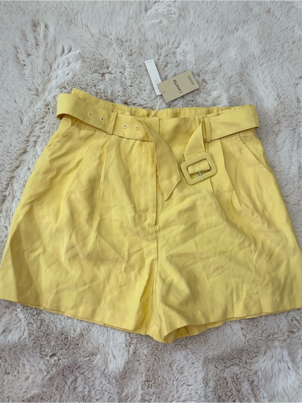 Mango Lemon Yellow High-Waist Belted Women's Shorts